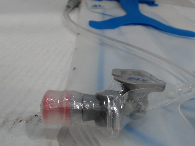 NewMissingBox - Depósito hidráulico Osprey 3L, azul/claro Foto 2 de 2