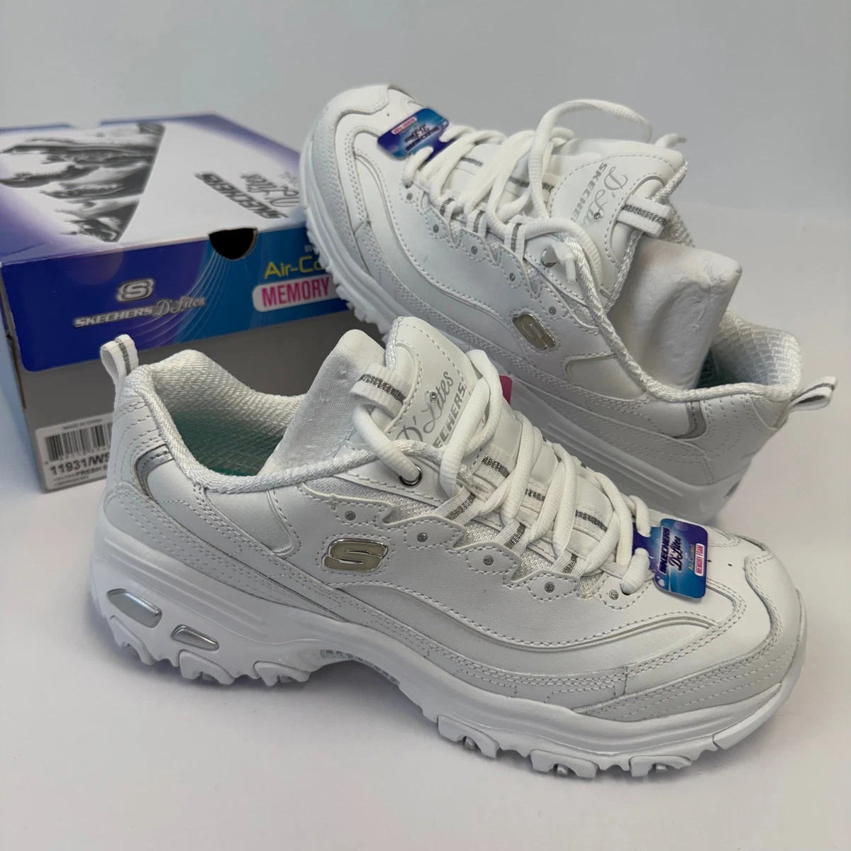 Preços baixos em Tênis Esportivo SKECHERS Prata Sólida para