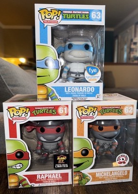 FUNKO POP MICHELANGELO RAPHAEL LEONARDO TMNT COAST CITY ALAMO FYE GREY SCALE