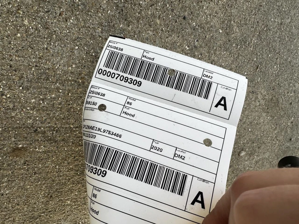 (SOLO RECOGIDA LOCAL) Capó se adapta a 17-20 86 2056612 Foto 2 de 4