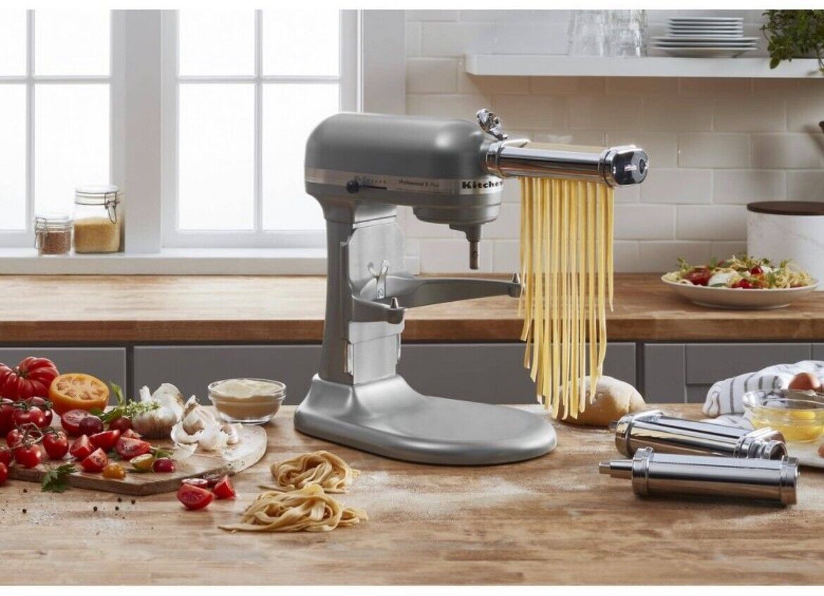 KitchenAid Professional 5 Plus Series Stand Mixer - Silver KitchenAid Professional 5 Plus Series Stand Mixer - Silver
