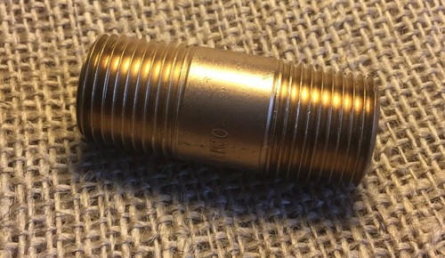 RED BRASS NIPPLES 2" X 1/2" NOS. BR-75 - Picture 2 of 2