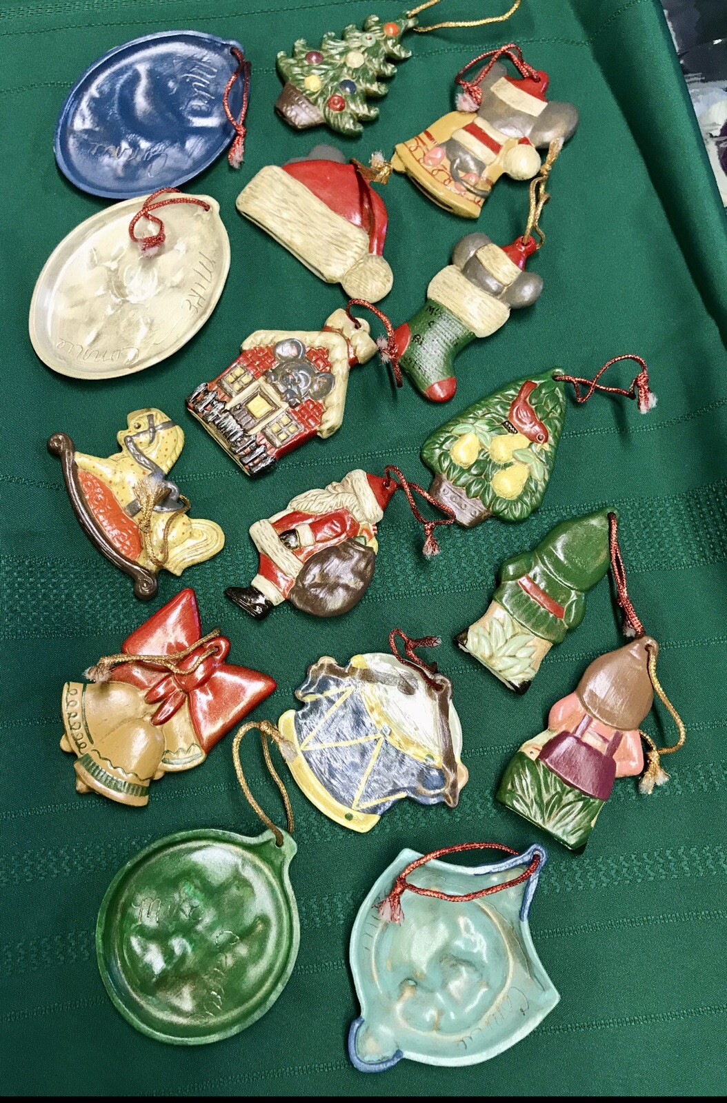 Set Of 16 Vintage Ceramic Christmas Ornaments Hand Painted Santa Tree