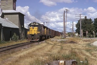 MH ORIGINAL DIA CNW NORTH WESTERN SD45 #944 1 MIT ZUG EDEN WI 1975