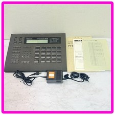 ROLAND R-8 Human Rhythm Composer Drum Machine Vintage Working with Manuals