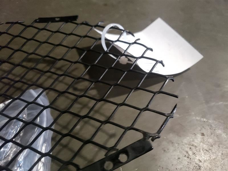 2007 Maserati Quattroporte Sport GT Front Grille OEM