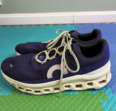 On Cloud Monster Men's Running Shoes Sneakers Size 11.5 Used Good