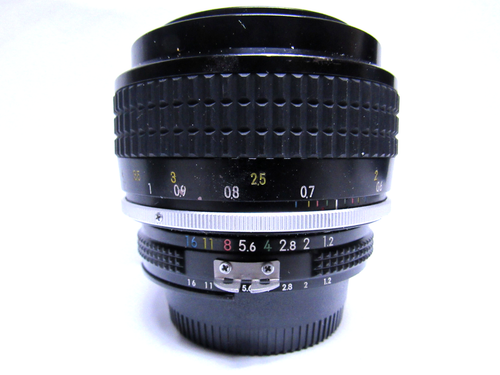Nikon Ai Noct NIKKOR 58mm F/1.2 MF Lens - Picture 3 of 15