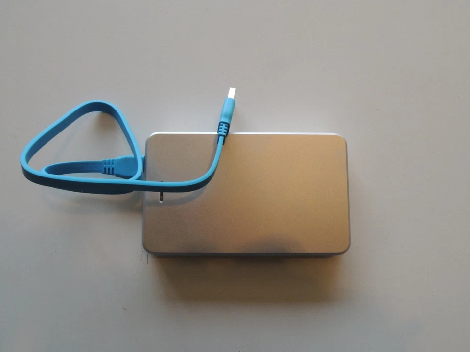 OWC Express 2.5" Drive Enclosure USB 3.0 (Silver) 250GB Drive included - Image 2 of 4