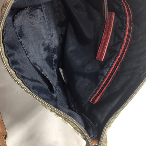 Woman’s Tommy Hilfiger Purse Crossbody Hand Bag Beige Gold Hardware NWOT - Afbeelding 9 van 16