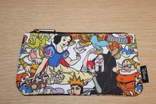 LOUNGEFLY Blancanieves y los siete enanos Estuche para lápices Bolso sin asas con cremallera Usado en Excelente Condición