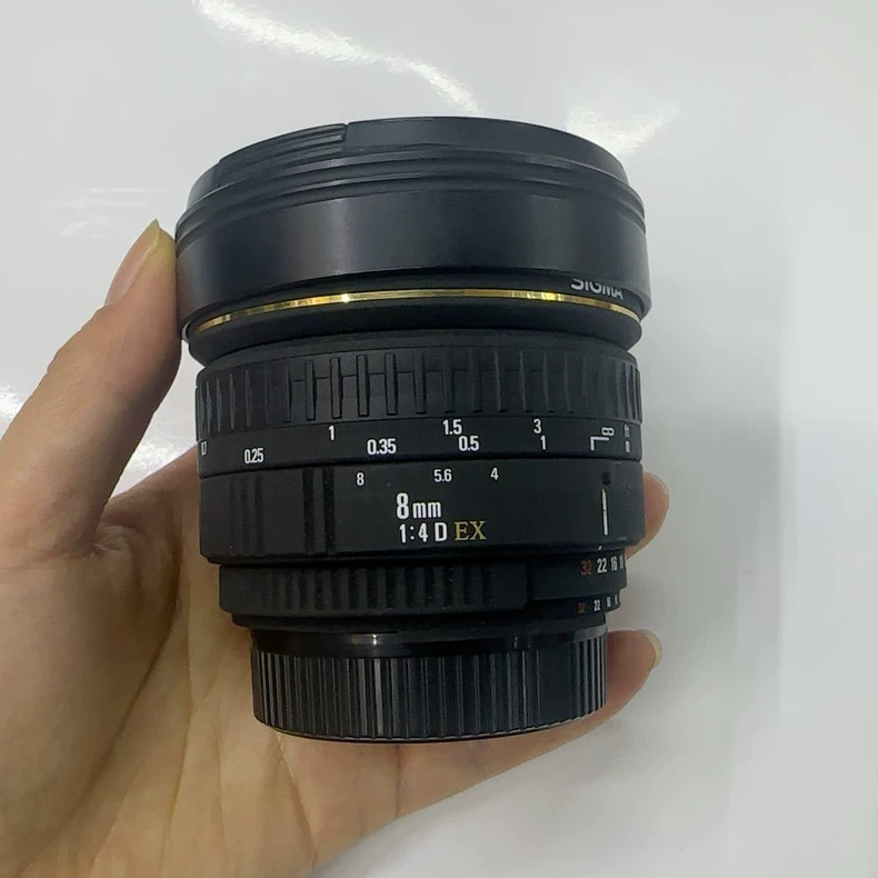 SIGMA シグマ　8mmF4D EXフィッシュアイ　ニコンFマウント SIGMA AF 8mm F4 D EX Fisheye Lens for Nikon F Mount Tested