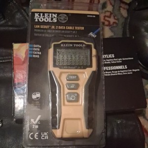 Klein Tools LAN Scout Jr. 2 Data Cable Tester  VDV526-200 3544