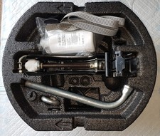 6Q0011031 SKODA FABIA 2 ii 5j - jack spare wheel brace towing eye boot tool kit