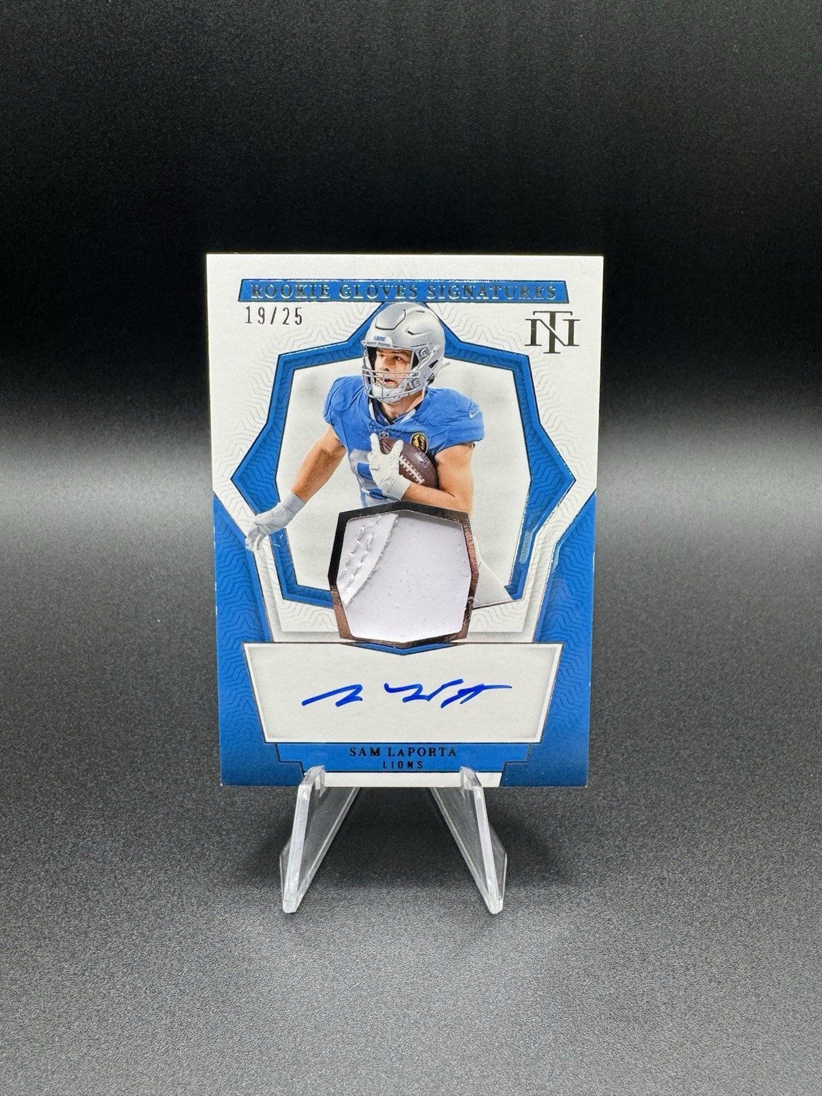 2023 National Treasures Sam LaPorta Rookie Gloves Signatures RC Auto #19/25