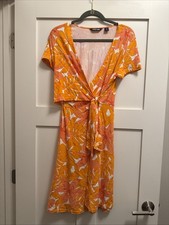 Lands End Dress With Tropical Colors To Feel The Breezes And Smell The Mangos M