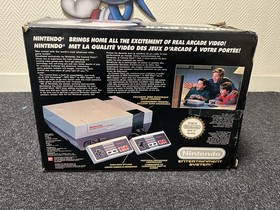 Bo&icirc;te vide Console Nintendo NES Control Deck Officielle FRA