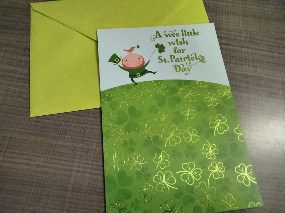 Lot of 18 HALLMARK St. Patrick’s Day Greeting Cards Snoopy Mickey Irish 🍀 NEW - Image 2 of 4