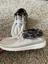 Hey Dude Britt Comfort Lightweight Bootie Beige Animal Print Women's Size 9