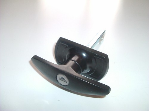 CARDALE T-Handle Garage Door Lock 75mm SQUARE SHAFT lock handle garage door - Picture 3 of 4