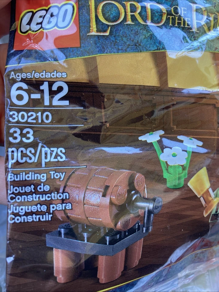 2012 LEGO The Lord of the Rings: Frodo with Cooking Corner New In Polybag #30210 - Image 4 of 4