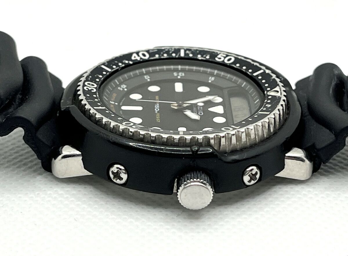 Vintage SEIKO 1980s Arnie Hybrid Diver's 150M Wristwatch Vintage SEIKO 1980s Arnie Hybrid Diver's 150M Wristwatch