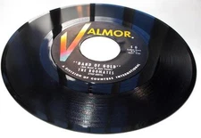 The Roomates Band Of Gold 1961 Valmor 10 Rock and Roll Doowop 45rpm Strong VG