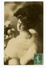 c 1907  Glamour WELL DRESSED LADY Lovely Fashion photo postcard