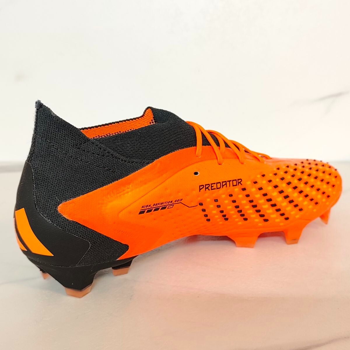 8/15まで値下げ！ Predator Accuracy.1 FG adidas Predator Accuracy.1 Low FG Soccer Cleats