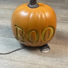 2018 Target | Hyde and Eek! Boutique | Lit Pumpkin | Light up Pumpkin with BOO