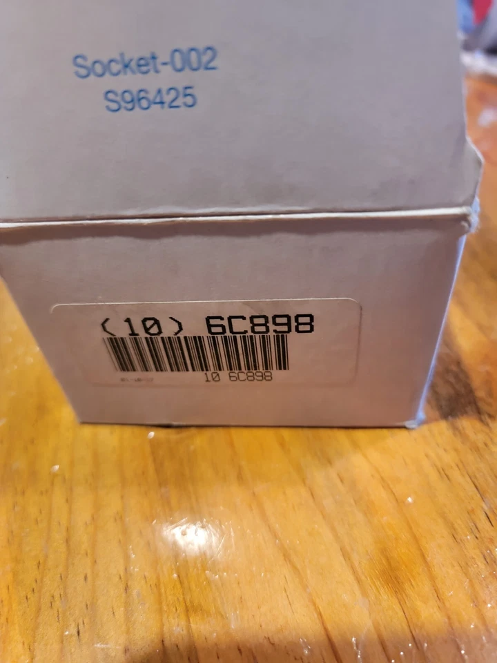 Grainger Relay Socket Box Of 10 6C898 NOS - Image 2 of 3