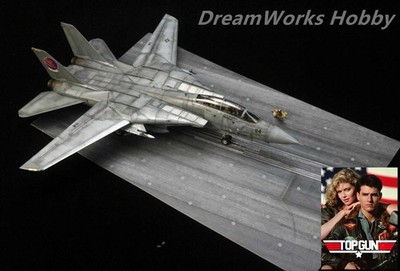 Award Winner Built  1/48 F-14A Tomcat VF-1 TOP GUN Movie +Deck+Decal+Figure