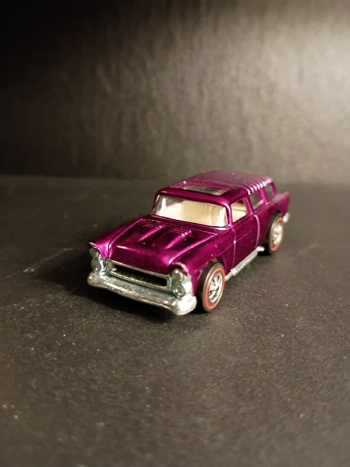 Hotwheels Redline Classic Nomad Magenta 1969 muy nuevo/como nuevo Foto 2 de 4