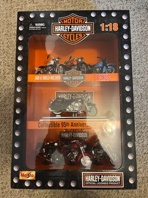 Maisto Harley-Davidson 95th Anniversary Edition Motorcycle Set,Collection 3,1:18
