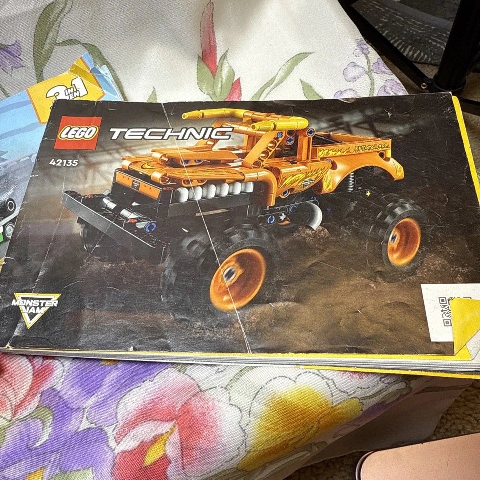 Lego Technic &Lego Creator Manuals, Lot Of 3 - Image 3 of 4