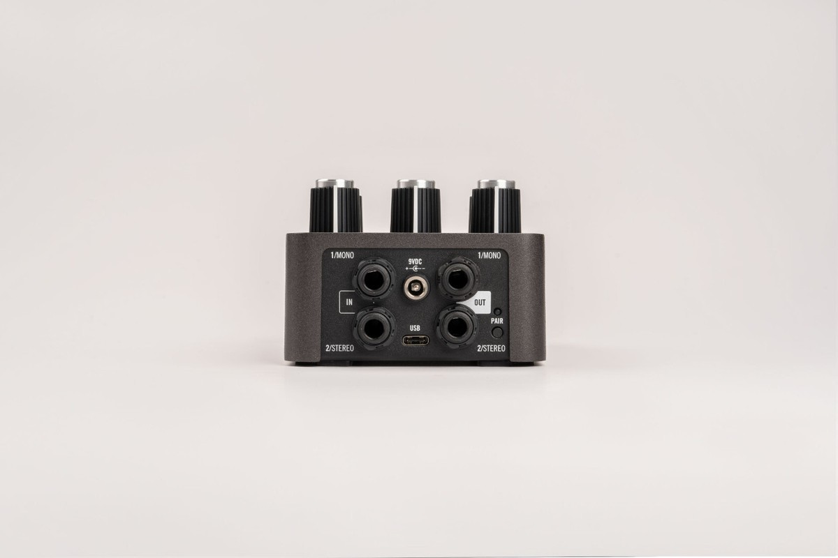 Universal Audio DREAM '65 Reverb Amplifier Pedal, Amp Simulator