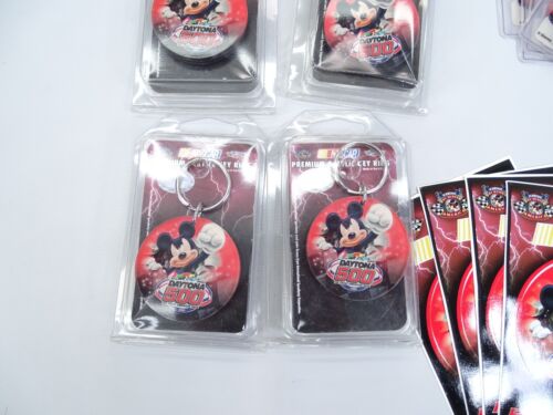 Lot 2005 DAYTONA 500 Mickey Mouse Decal Holder Lanyard Keychain Reseller Disney - Picture 3 of 6
