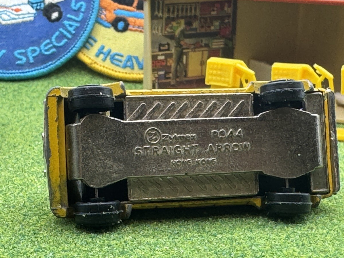 Zylmex Straight Arrow Vintage Custom Super Van 70s Zee Toys P344