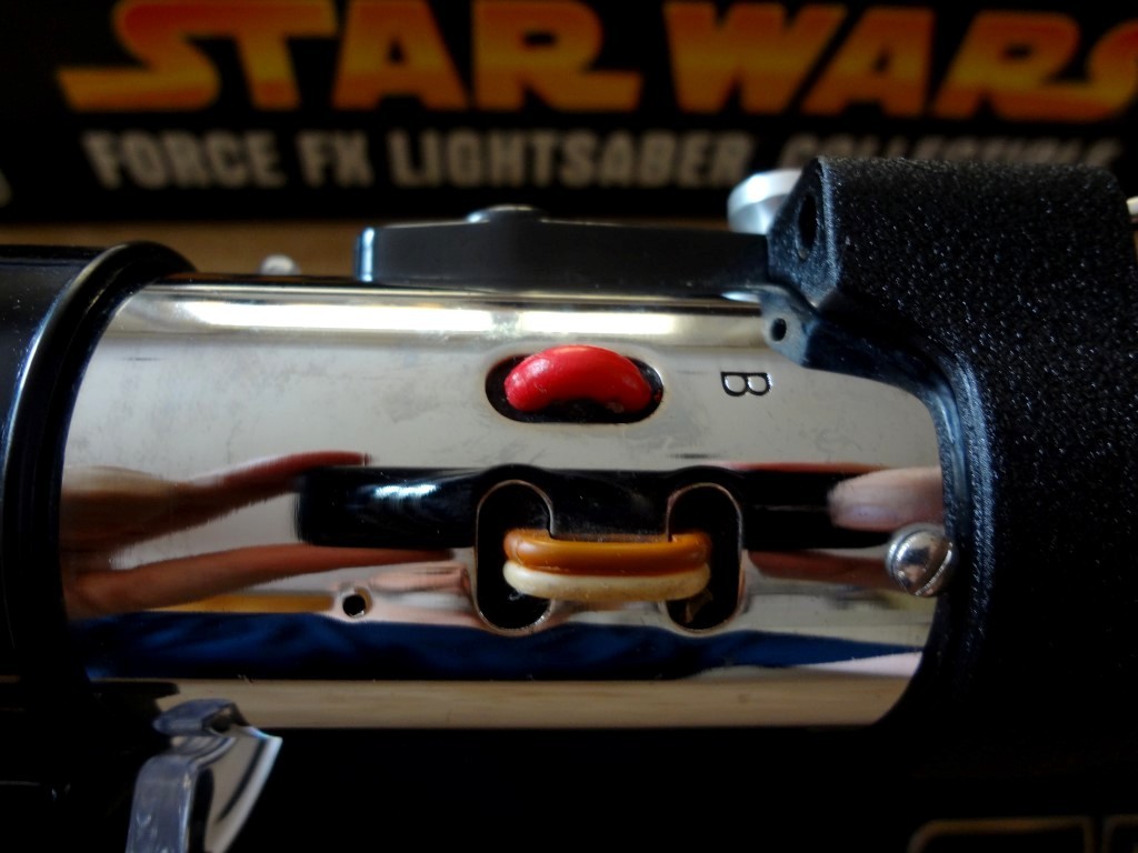 Star Wars Darth Vader Force FX Lightsaber Collectible Master