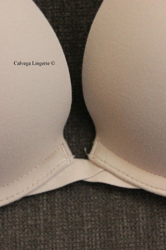 Nuevo con etiquetas Calvin Klein QF1120 ""Perfectamente Ajuste"" Camiseta Push-Up Push-Up Beige 34D - Imagen 2 de 7