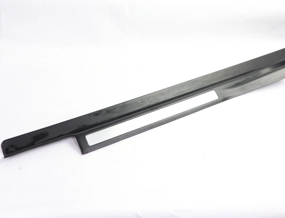 Mercedes C350 2006 puerta delantera derecha umbral rasguño moldura A 203 680 08 35 OEM 05 06 07 Foto 4 de 4