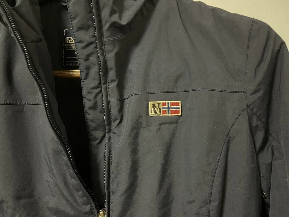 Chaqueta de invierno para mujer Napapijri talla M mediana azul marino forrada de vellón Foto 4 de 4