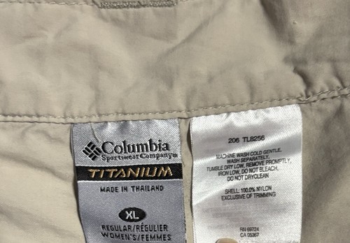 Columbia Titanium Shorts Mens XL Khaki Cargo Omni Dry Packable Outdoor Hiking - Picture 5 of 6
