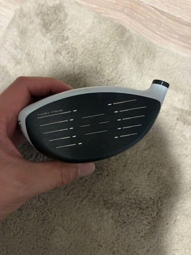 TaylorMade SIM2 MAX Driver Head Adjustable Weight Carbon Fiber Finish - Picture 4 of 6