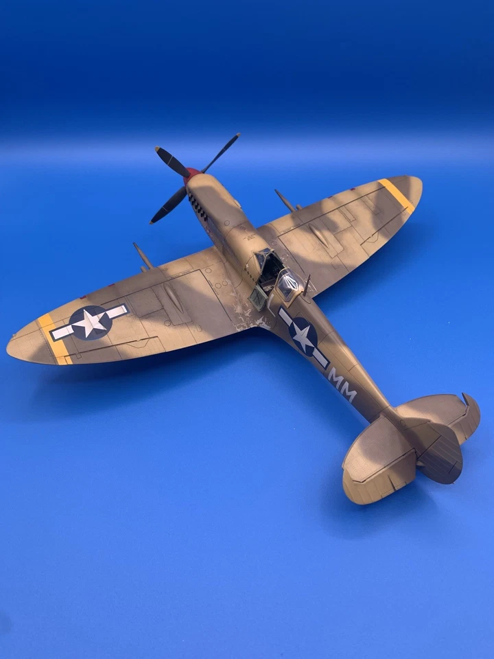 Tamiya Spitfire Mk. Pro Built 1/32 VIII "Fargo Express" 308º FS, 31º FG. Italia Foto 3 de 4