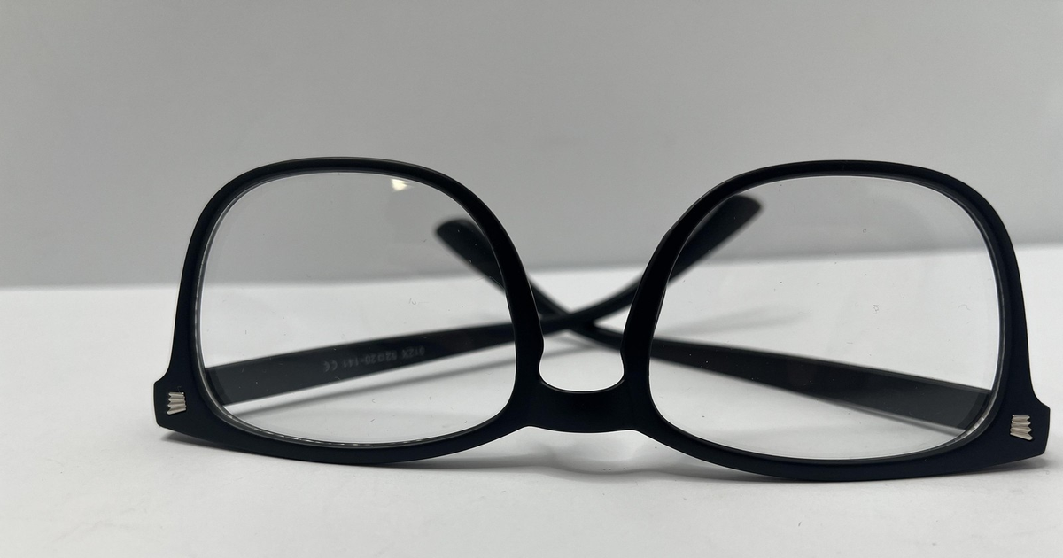 012X Black Eyeglass Frames Glasses 52-20-141 Rectangular Full Rim 