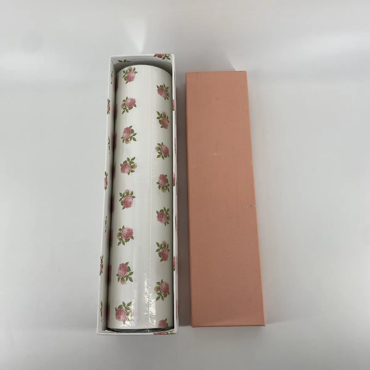 Crabtree & Evelyn Drawer Liner Paper Rosewater Scented 6 Sheets 12x22.5  Org. Box