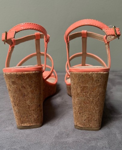 Michael Shannon Women’s 8M Natalia Coral Strappy Cork Wedge Sandals NWOB - Picture 2 of 3