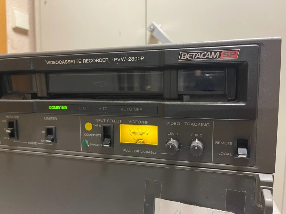 SONY PVW-2800P VIDEOCASSETTE RECORDER - PVW-2800P BETACAM SP - HIGH END PROFI - Bild 3 von 4