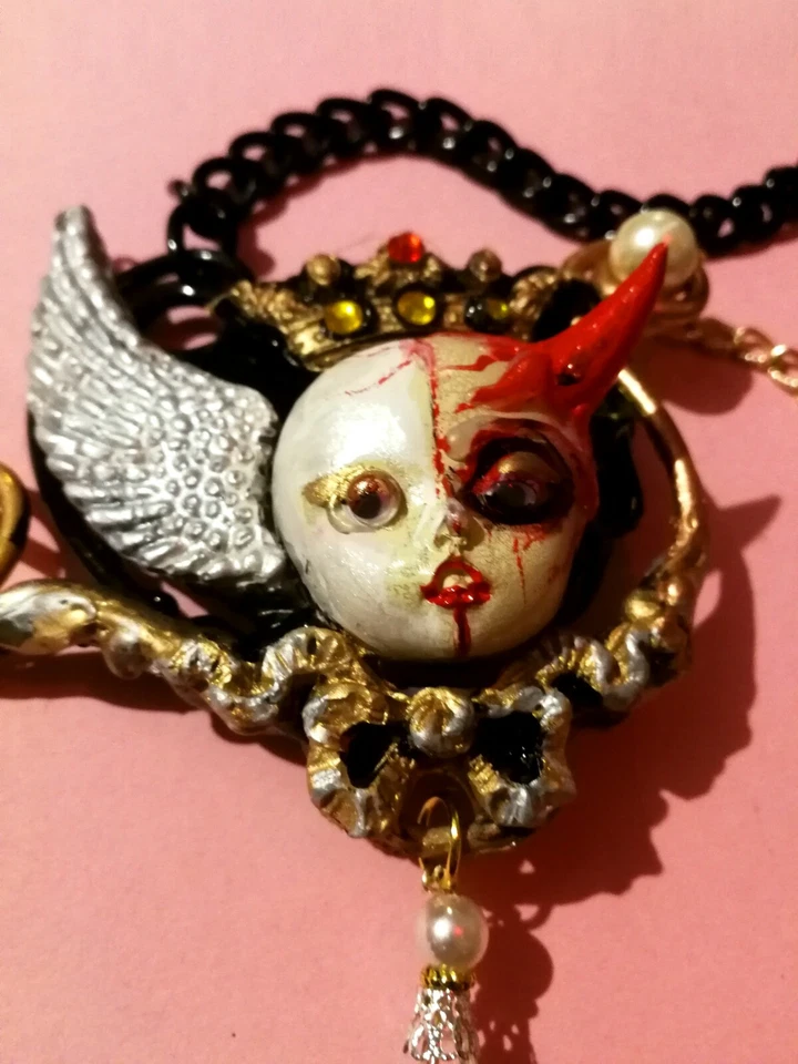 Luxury Jewelry Necklace Doll Head Pendant Angel & Demon Art Deco Chunky Baroque - Image 2 of 4